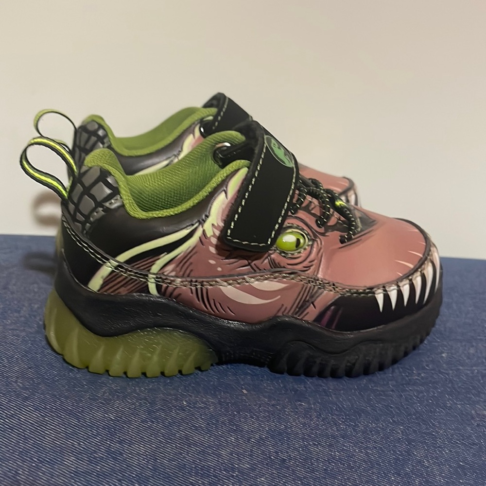 Jurassic world light up shoes